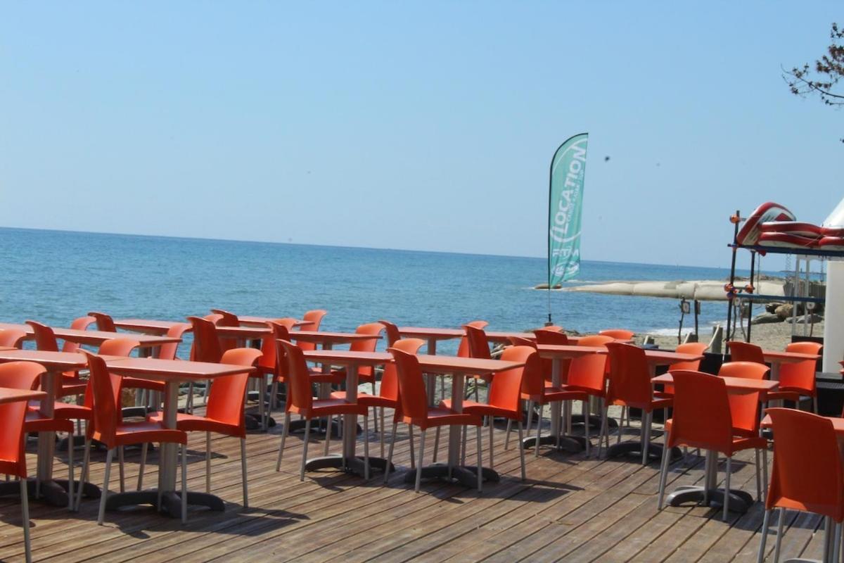 Bord de mer, pieds dans l'eau, vue panoramique Villa San-Nicolao Dış mekan fotoğraf